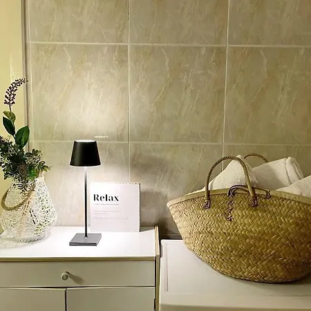 The Boards House On - House Or Master Bedroom Only Tatil Evi